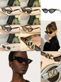 Picture of Valentino Sunglasses _SKUfw55790996fw